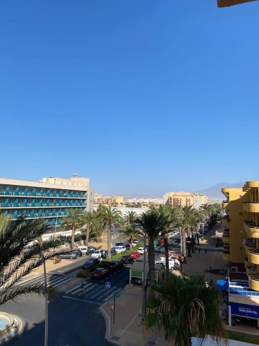 Apartamentos La Gaviota Roquetas de Mar Kültér fotó
