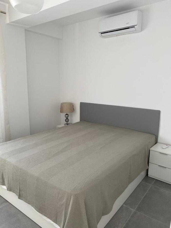 Apartamentos La Gaviota Roquetas de Mar Kültér fotó